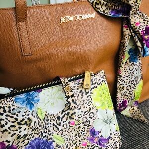 Betsey Johnson Cognac X0Zaria Tote